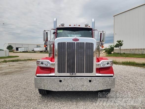 Peterbilt 589 Vlačilci