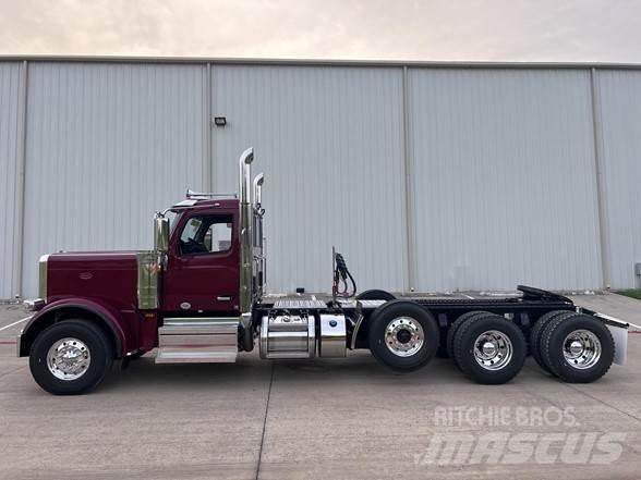 Peterbilt 589 Vlačilci