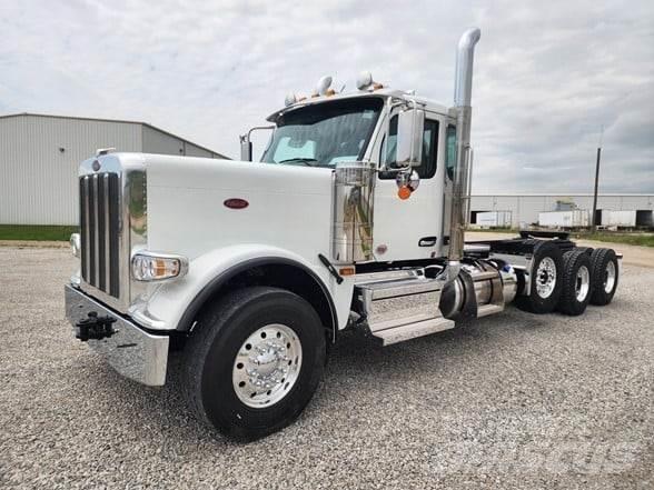 Peterbilt 589 Vlačilci