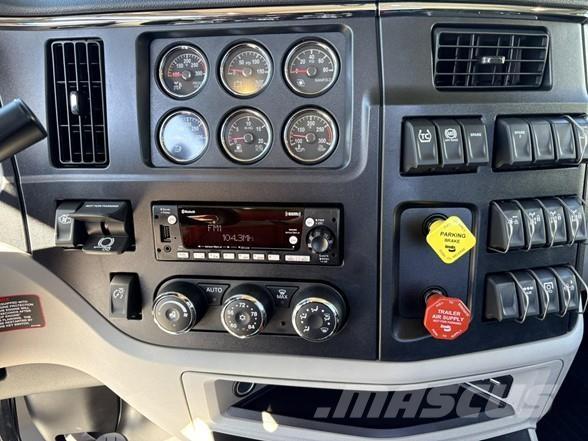 Peterbilt 589 Vlačilci