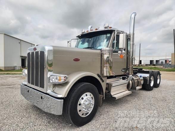 Peterbilt 589 Vlačilci