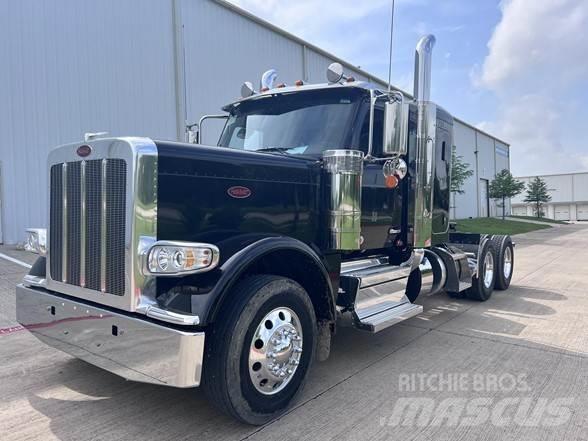Peterbilt 589 Vlačilci