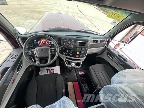 Peterbilt 589 Vlačilci