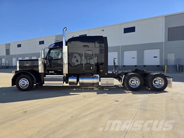 Peterbilt 589 Vlačilci