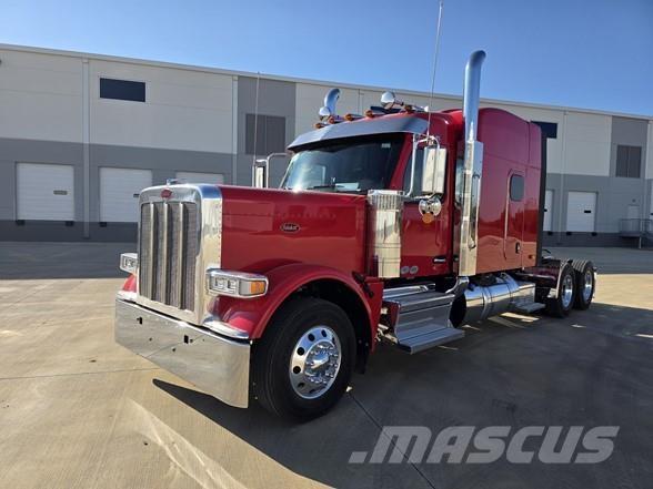 Peterbilt 589 Vlačilci