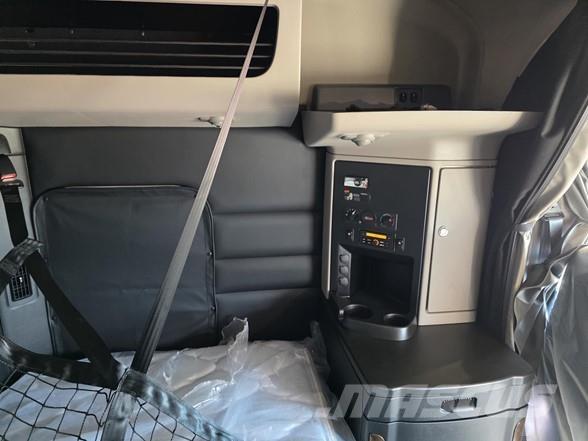 Peterbilt 589 Vlačilci