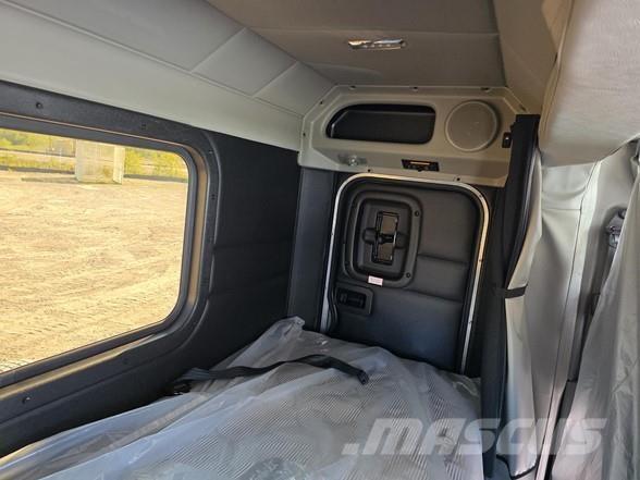 Peterbilt 589 Vlačilci