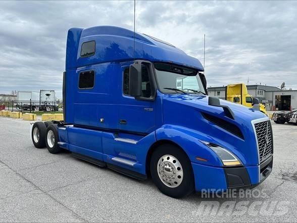 Volvo VNL64T860 Vlačilci