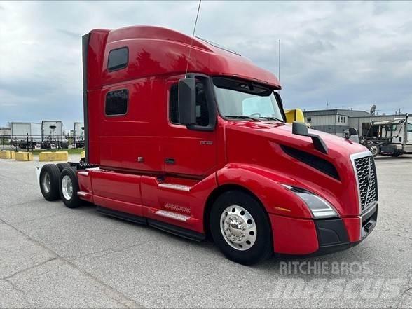 Volvo VNL64T860 Vlačilci