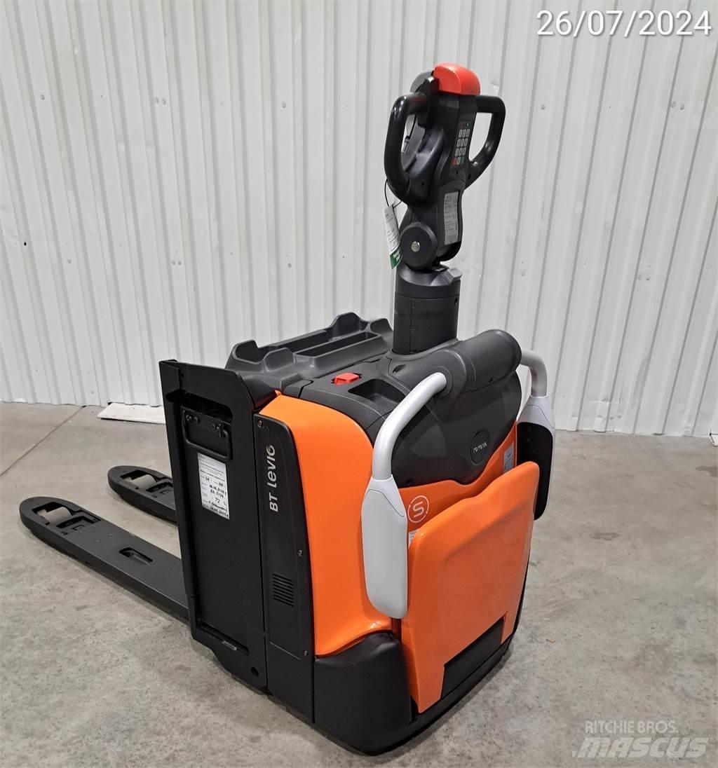BT LPE200/8 Ročni paletnik