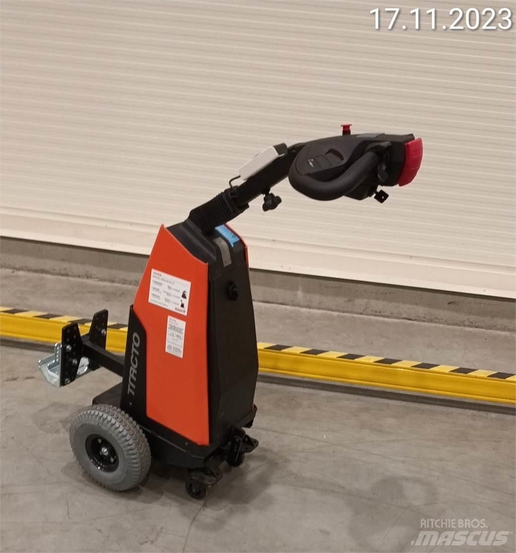 BT TWE120 LI-ION Vlečna vozila