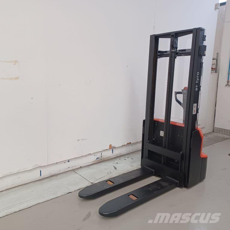 BT SHE100 Ročni paletni viličarji