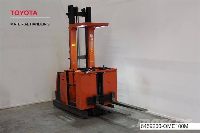 BT OME100M Nizko dvižni komisionirni viličar