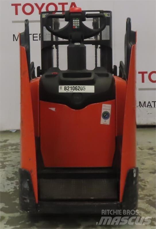 BT SPE200D Samopogonski ročni viličarji