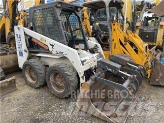 Bobcat 753 Mini nakladalci