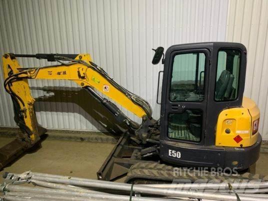 Bobcat E50 Mini bagri <7t