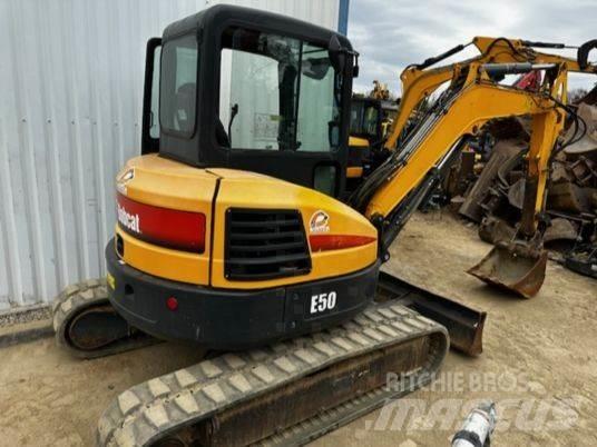 Bobcat E50 Mini bagri <7t