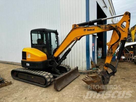 Bobcat E50 Mini bagri <7t