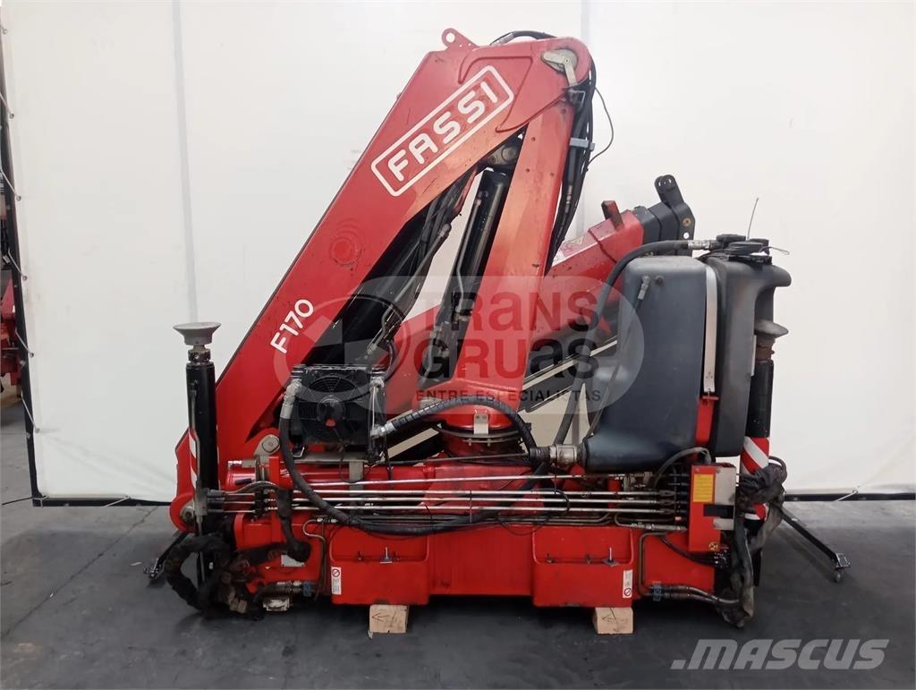 Fassi F170A.23 Paletna dvigala