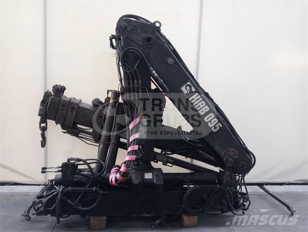 Hiab 095-3 Paletna dvigala