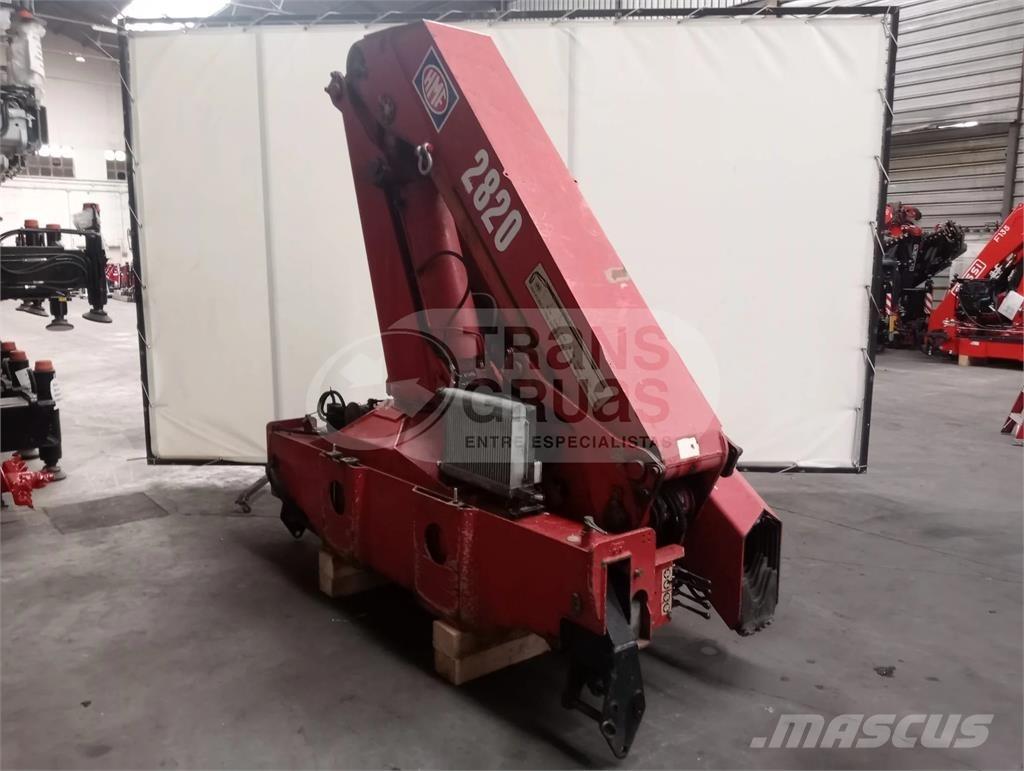 HMF 2823 K6 Paletna dvigala