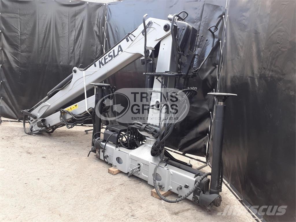 Kesla 2009L Žerjavi (dvigala) in nakladalci