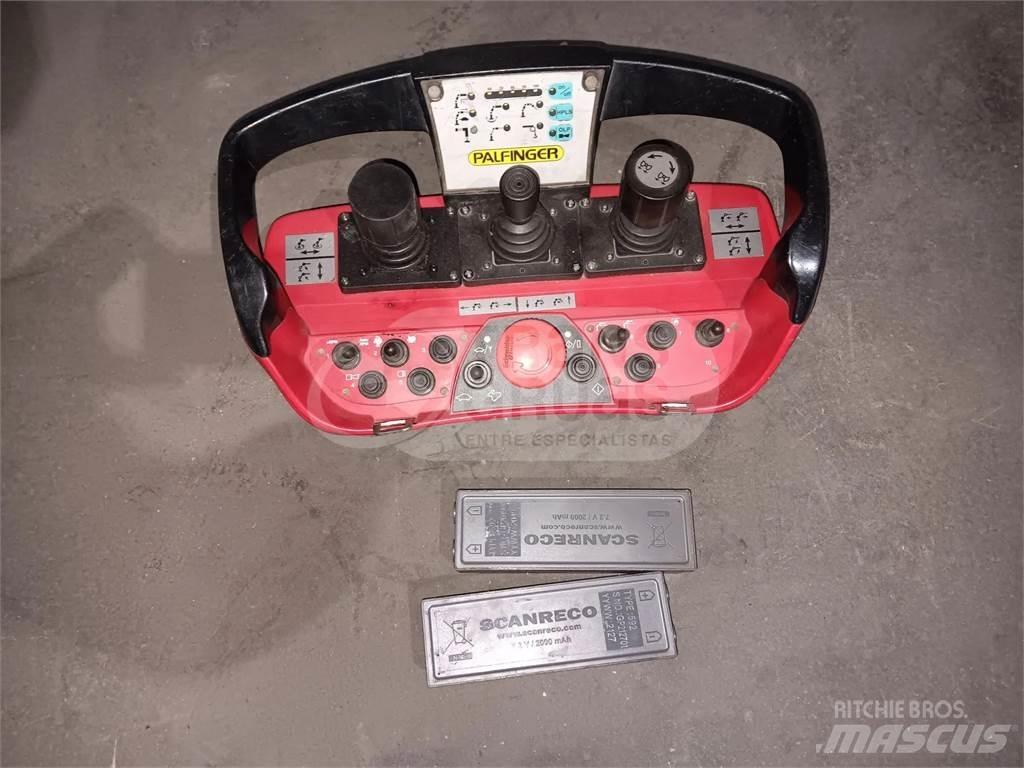 Palfinger PK 36002 Paletna dvigala