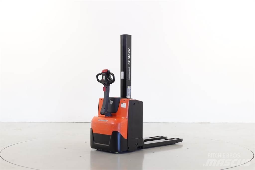 BT SWE-080-L Ročni električni viličar