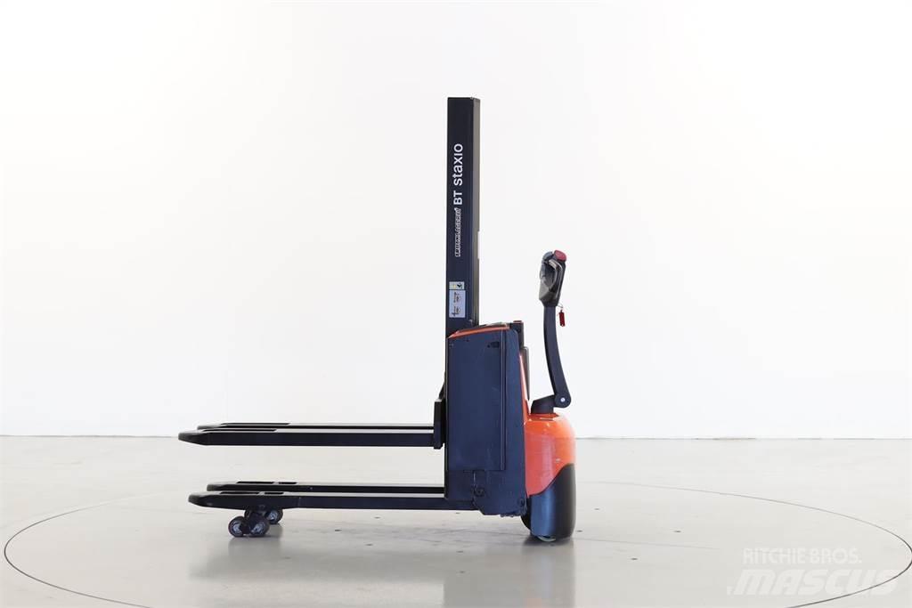BT SWE-080-L Ročni električni viličar