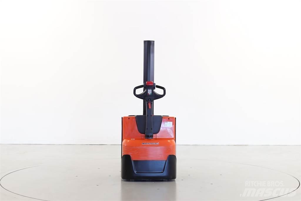 BT SWE-080-L Ročni električni viličar