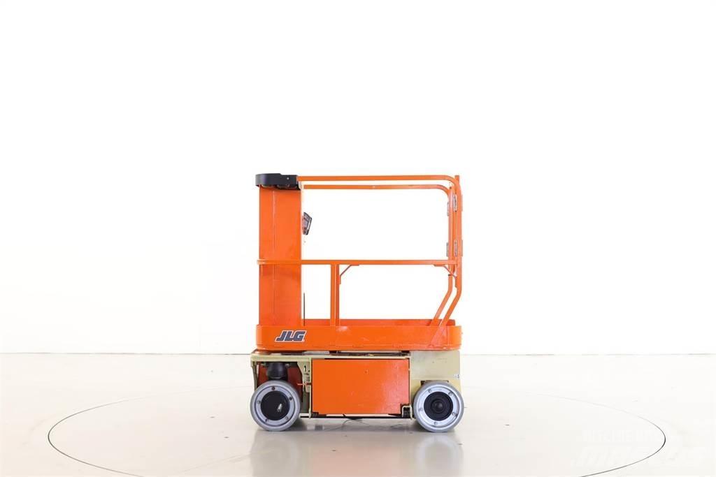 JLG 1230ES Vertikalna dvigala