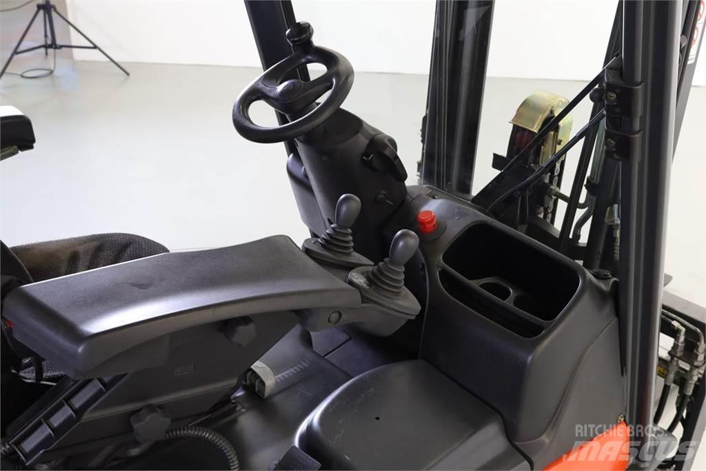 Linde E16L-01 Električni viličarji