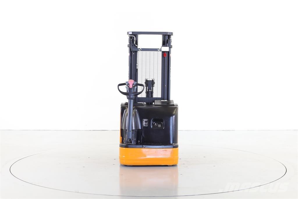 Still EGV20LB Ročni električni viličar