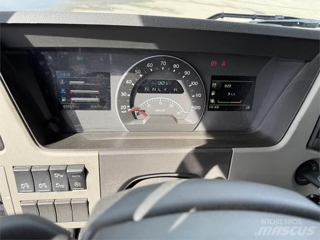Volvo FM450 Razstavljivi tovornjaki z žičnimi dvigali