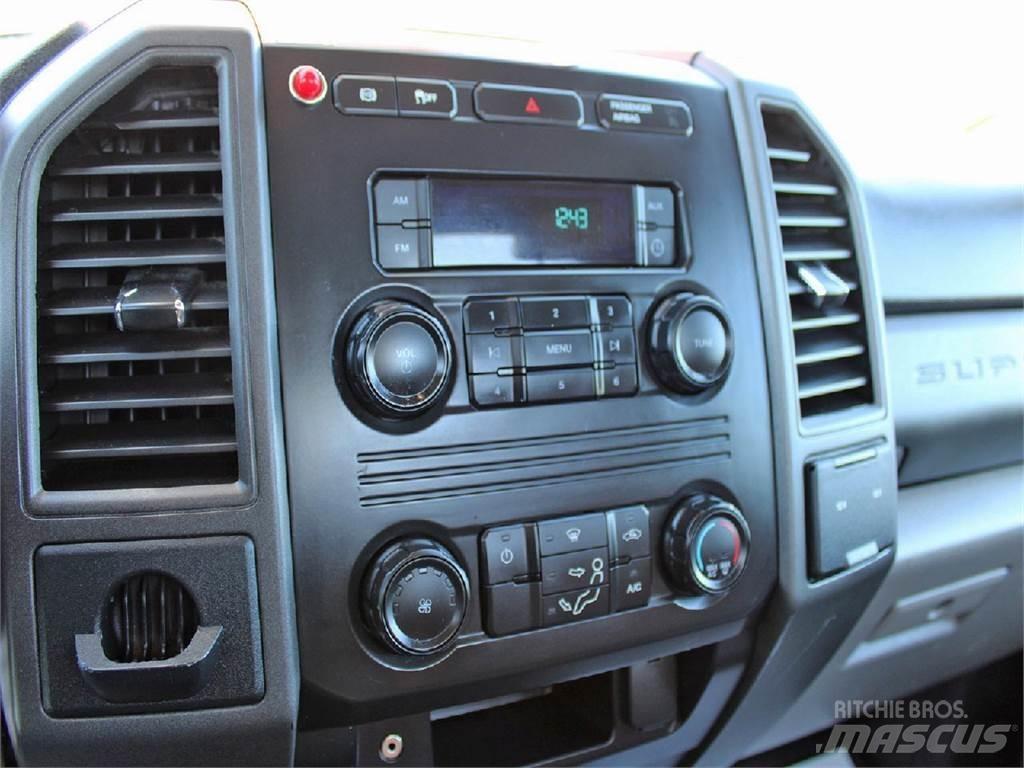 Ford F550 Avtokošare