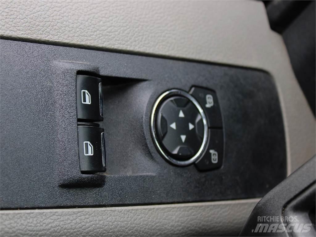 Ford F550 Avtokošare