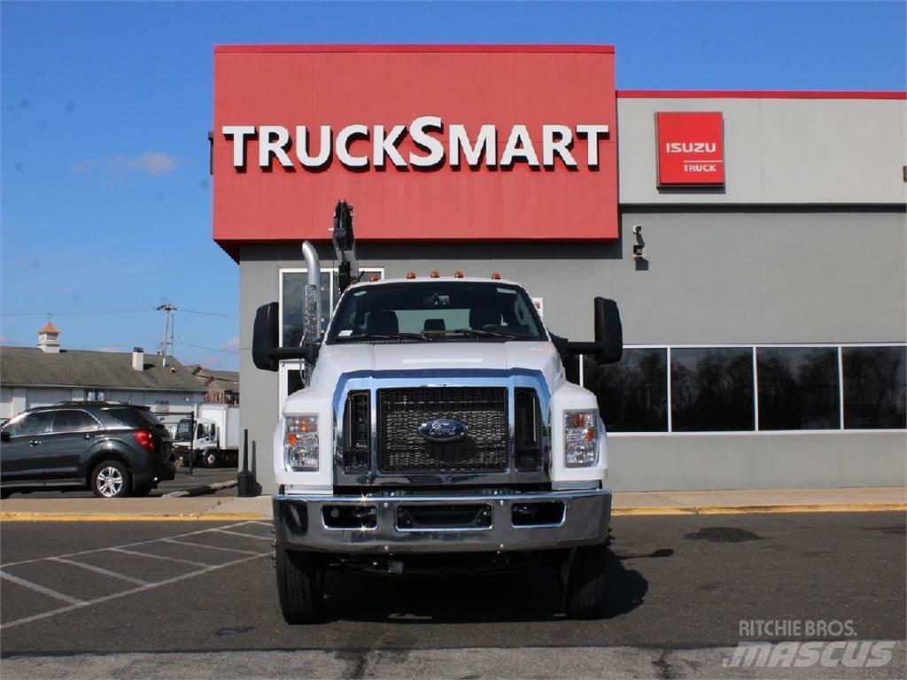 Ford F750 Vlečna vozila za tovornjake