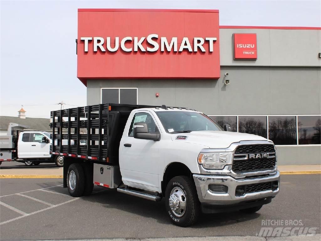 RAM 3500 Tovornjaki s kesonom/platojem