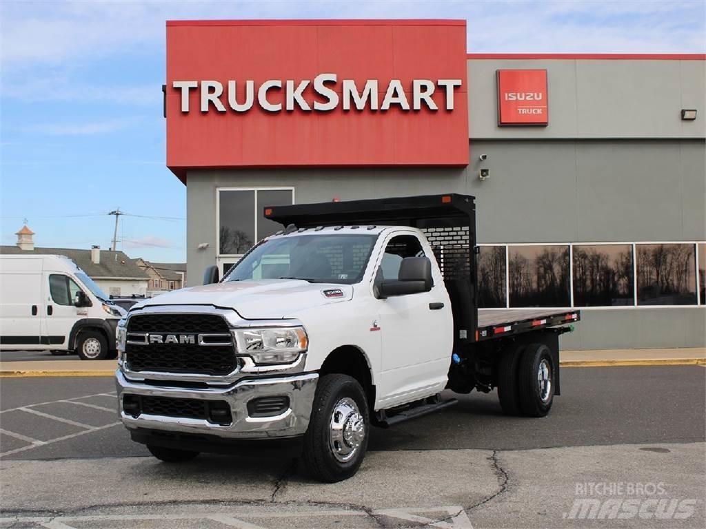 RAM 3500 Tovornjaki s kesonom/platojem