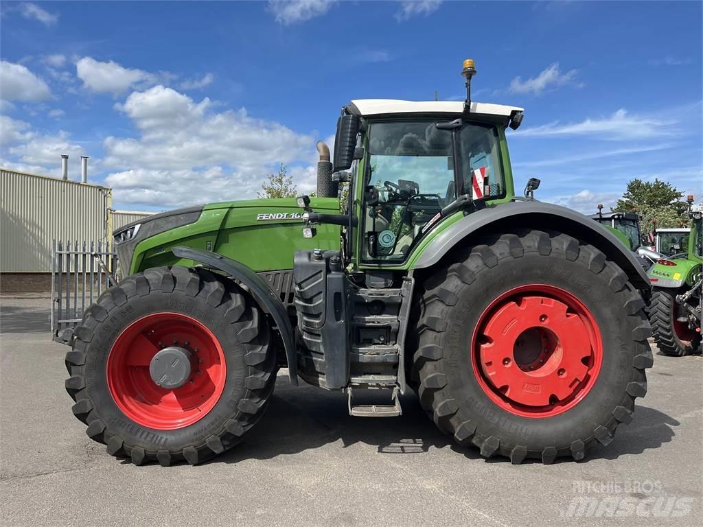 Fendt 1050 Traktorji