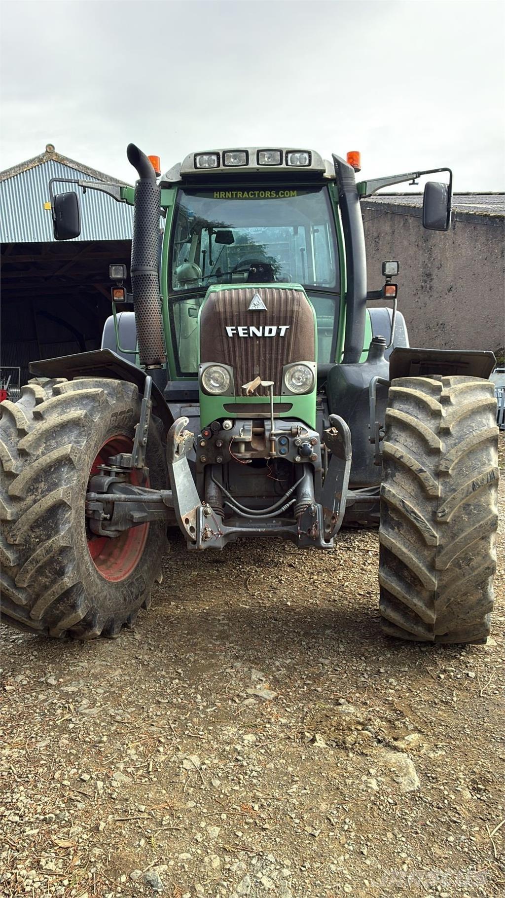 Fendt 718 Traktorji