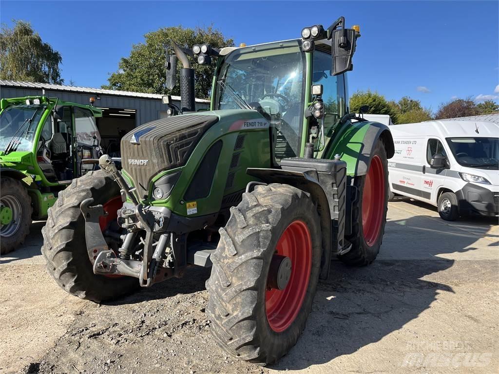 Fendt 718 Traktorji