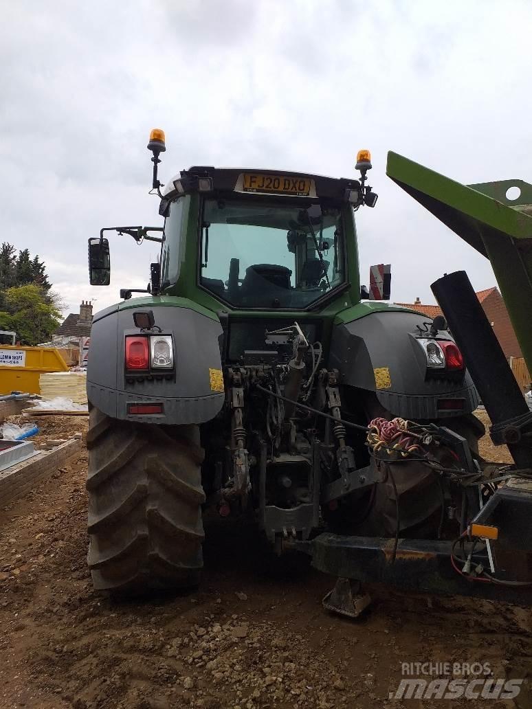 Fendt 828 VARIO Traktorji
