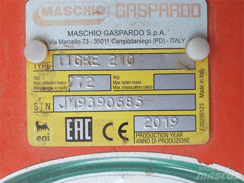 Maschio TIGRE 210 Kosilnice
