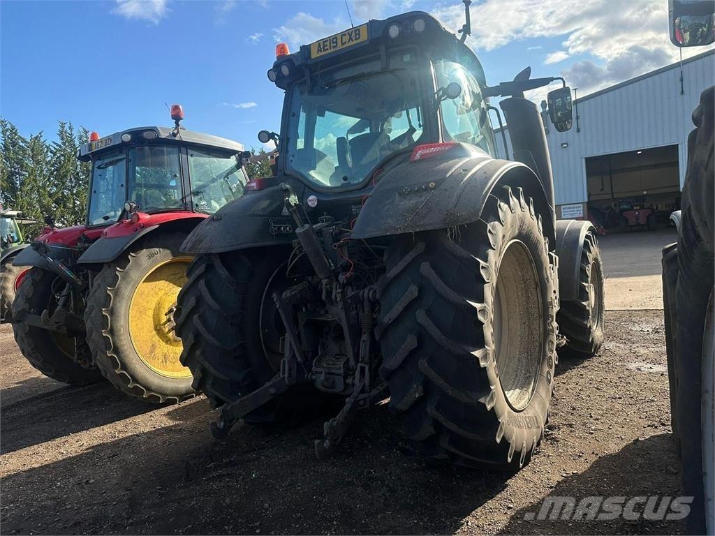Valtra T234D Traktorji