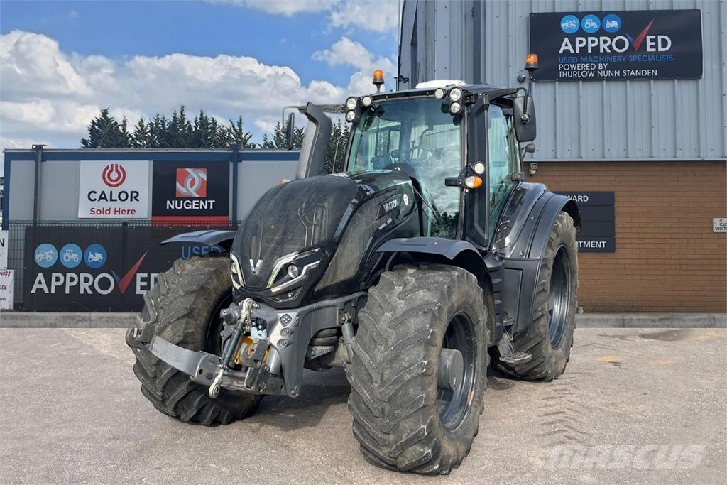 Valtra T255V Traktorji