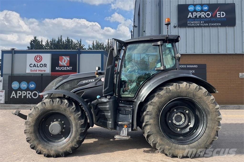 Valtra T255V Traktorji