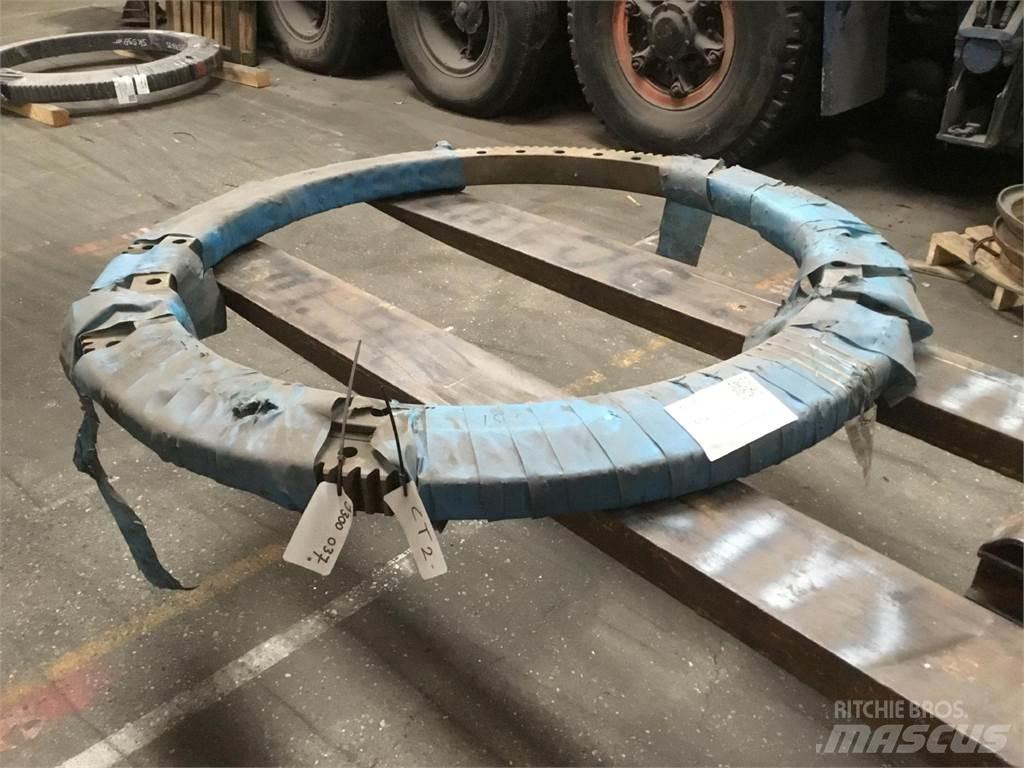  CT 2 slew ring Rezervni deli in oprema za dvigala