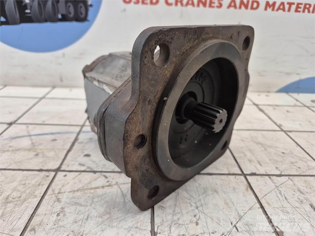  Gear pump Rezervni deli in oprema za dvigala