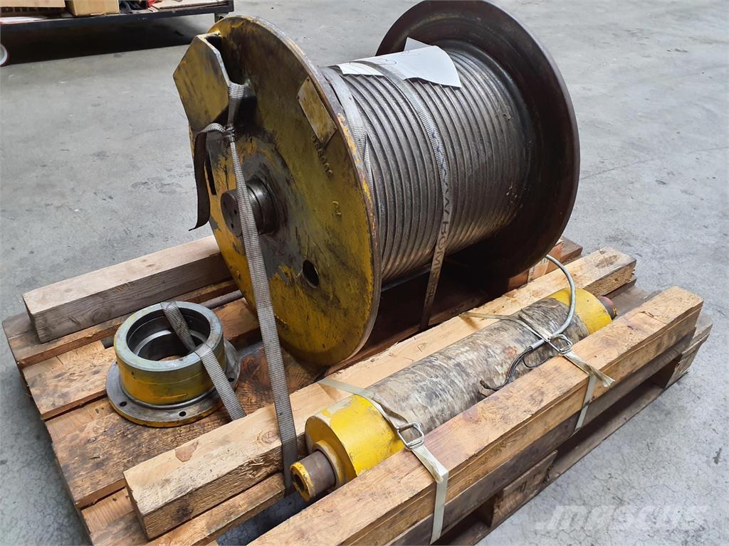 Grove GMK 3050 winch Rezervni deli in oprema za dvigala